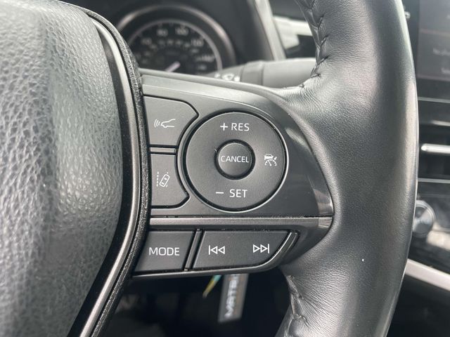 Vehicle image 29 of 35