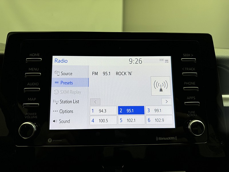 Vehicle image 22 of 39