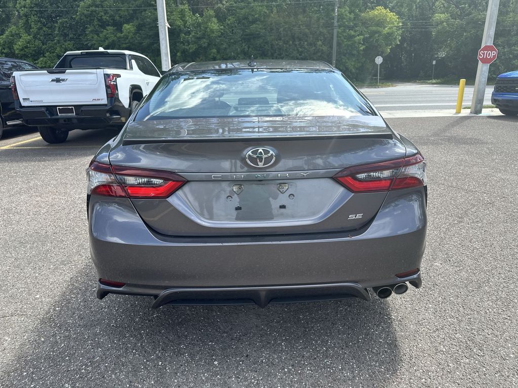 Vehicle image 5 of 28
