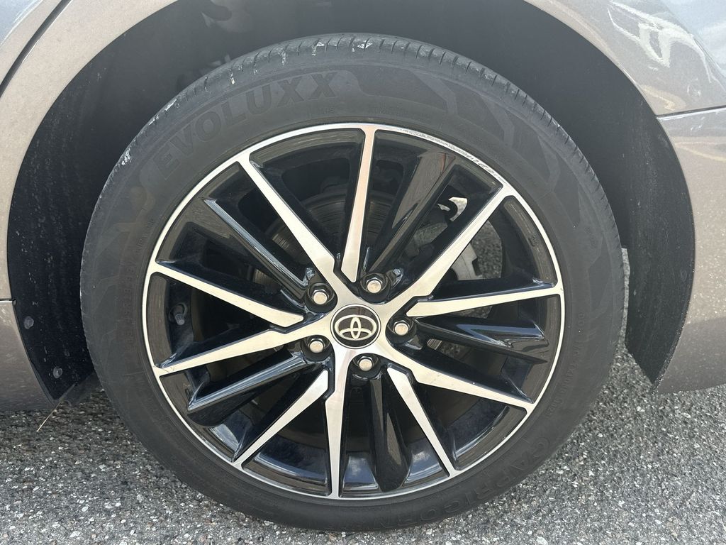 Vehicle image 28 of 28