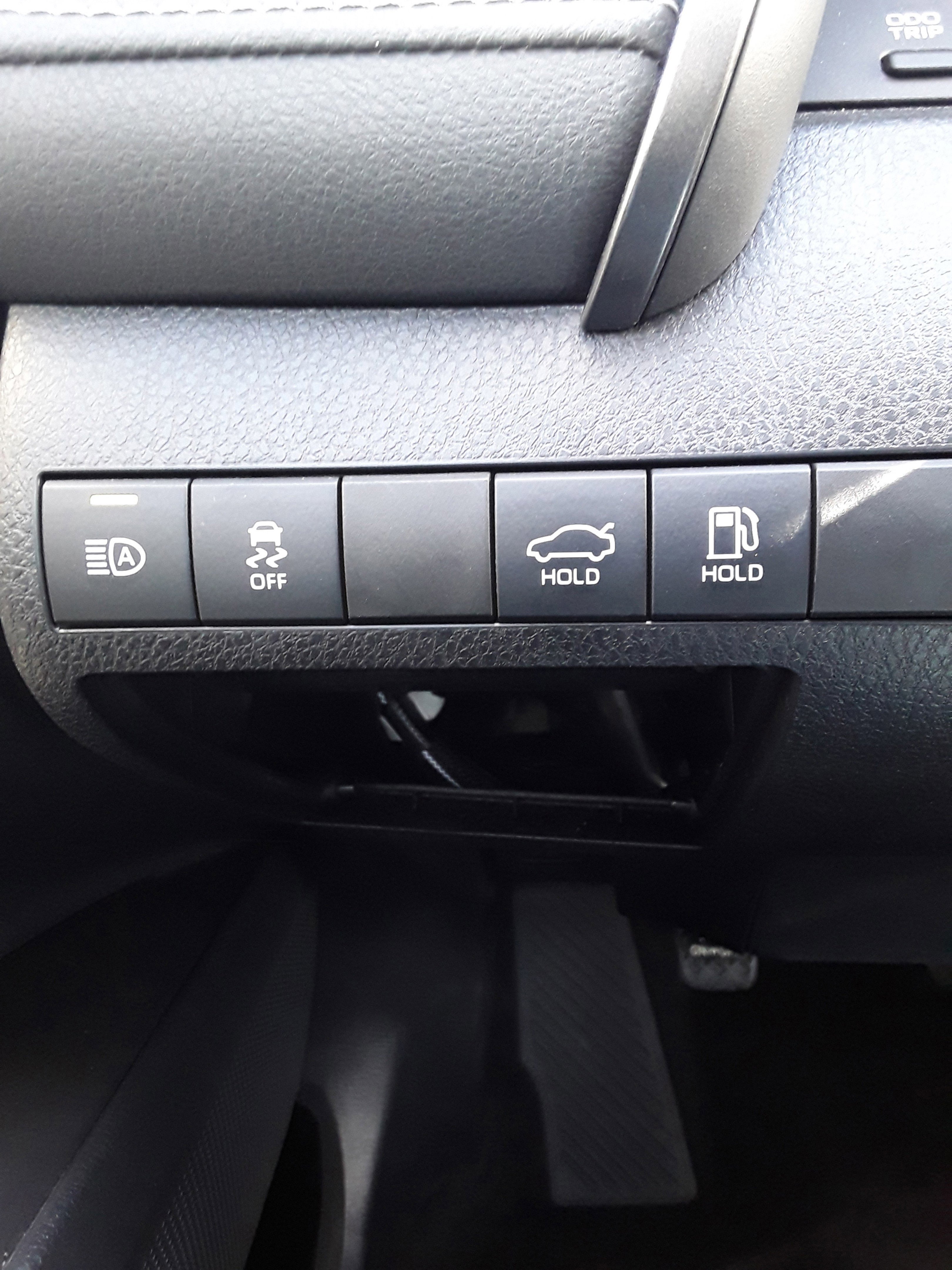 Vehicle image 19 of 27