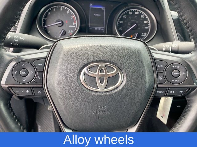 Vehicle image 20 of 32