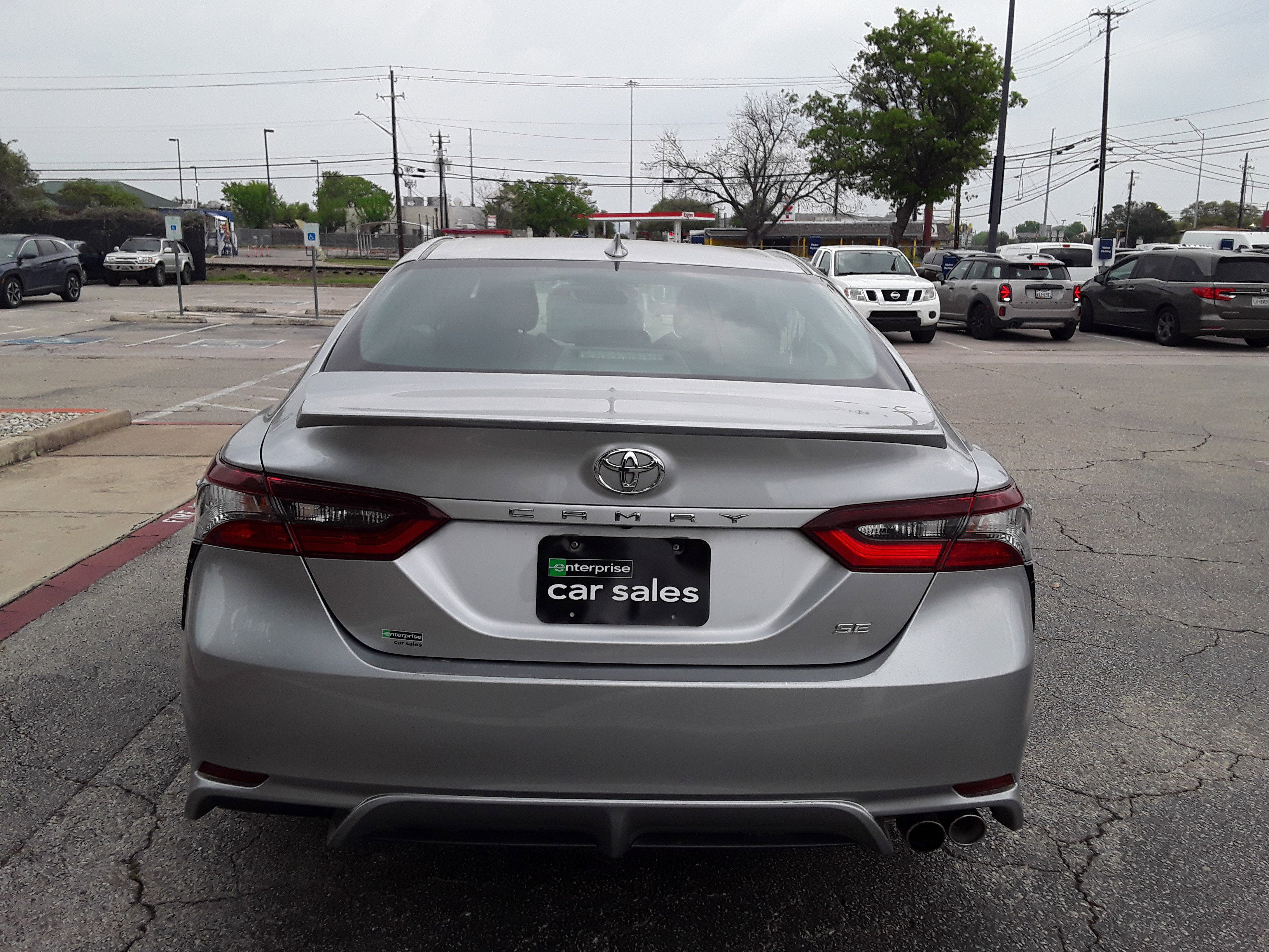 Vehicle image 6 of 28