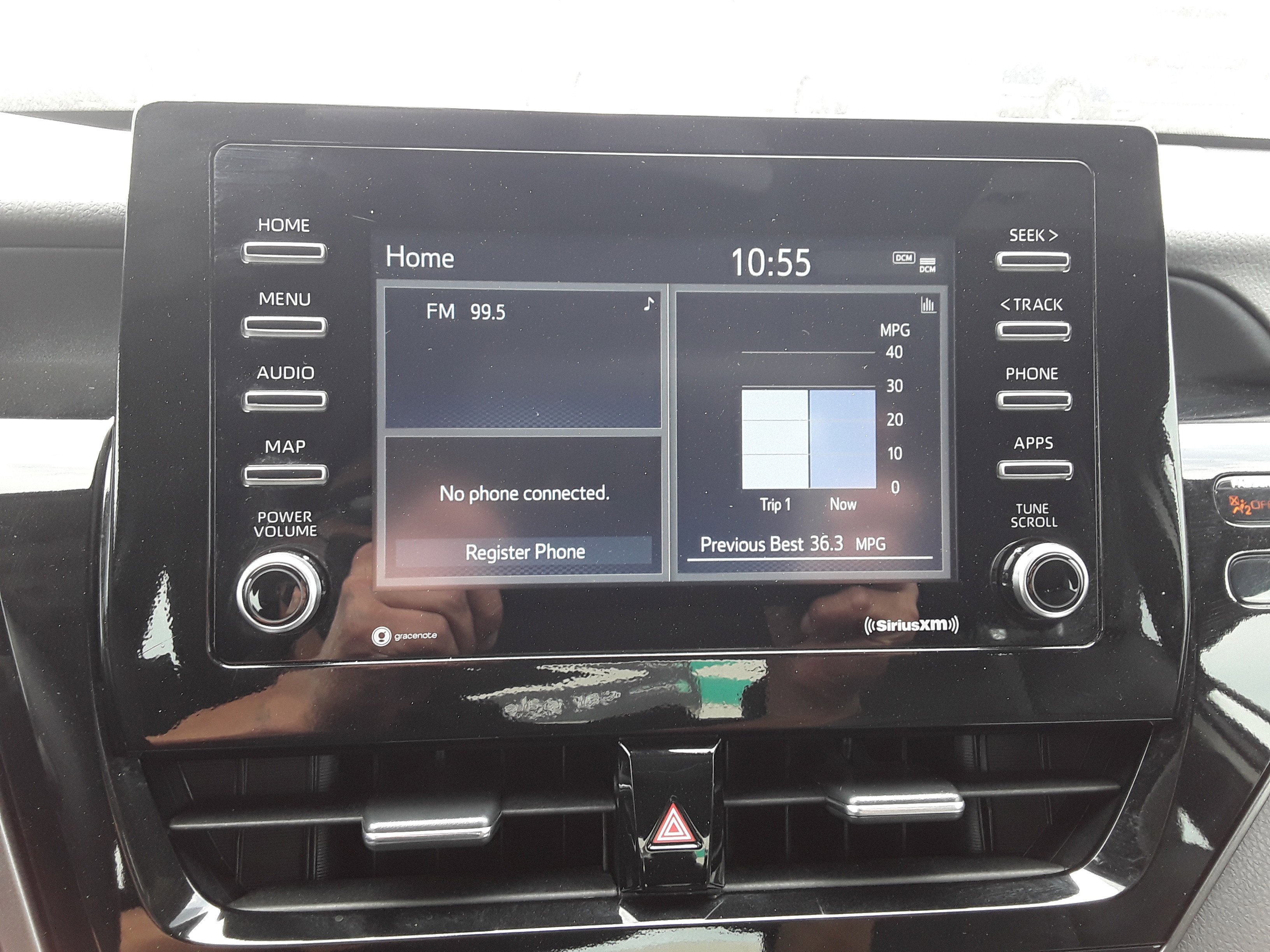 Vehicle image 22 of 28