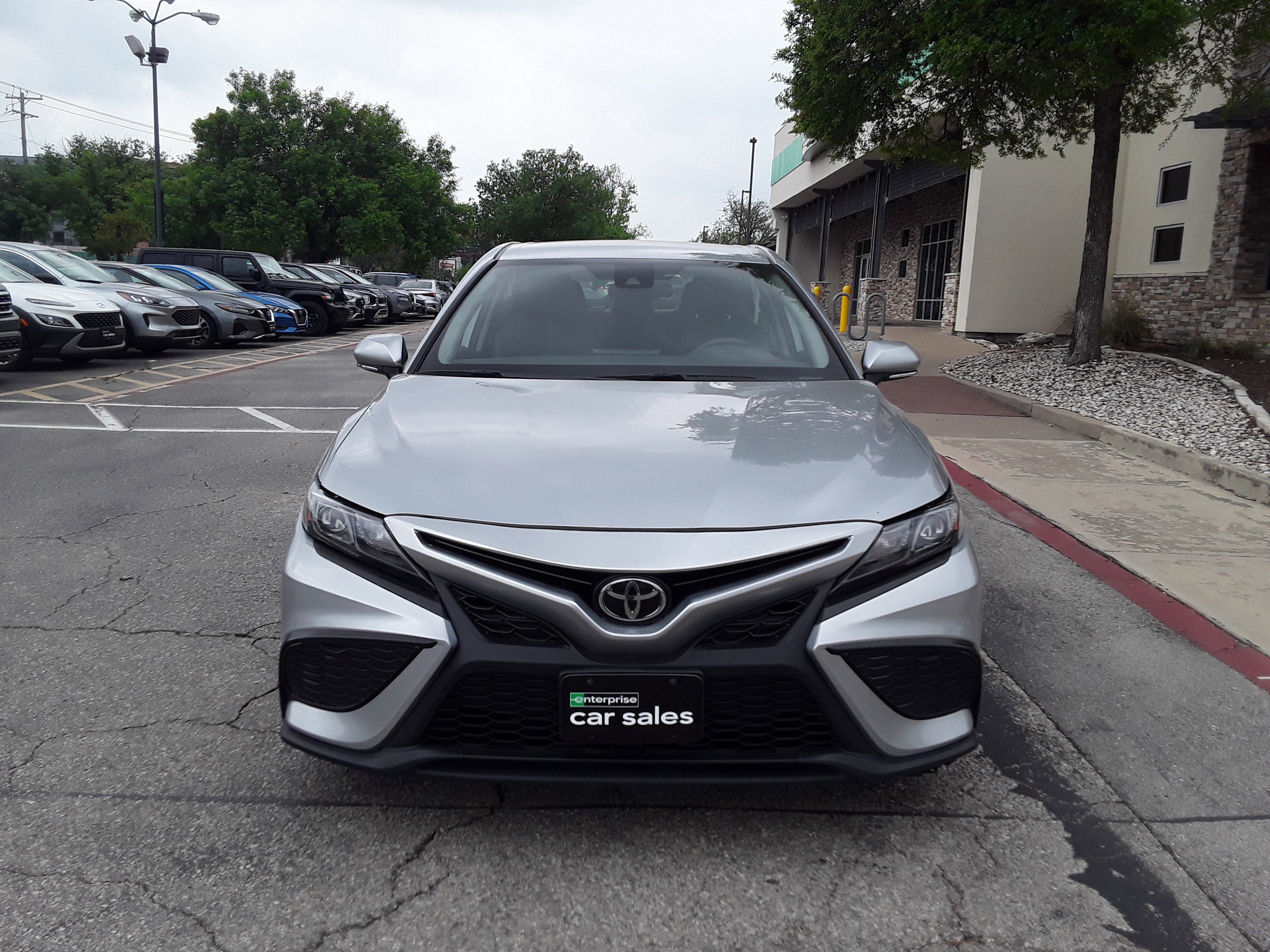 Vehicle image 2 of 28