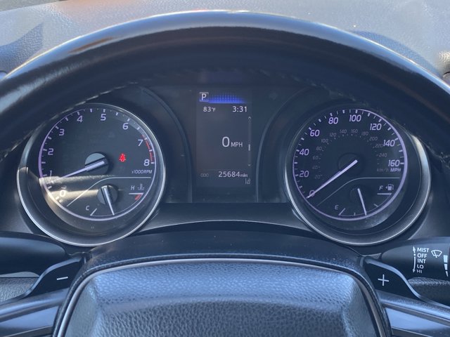 Vehicle image 26 of 30