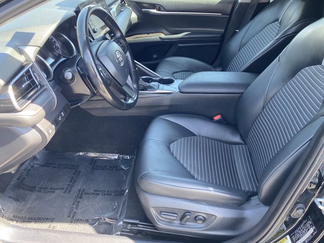 Vehicle image 15 of 30