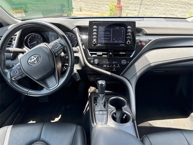 Vehicle image 15 of 34