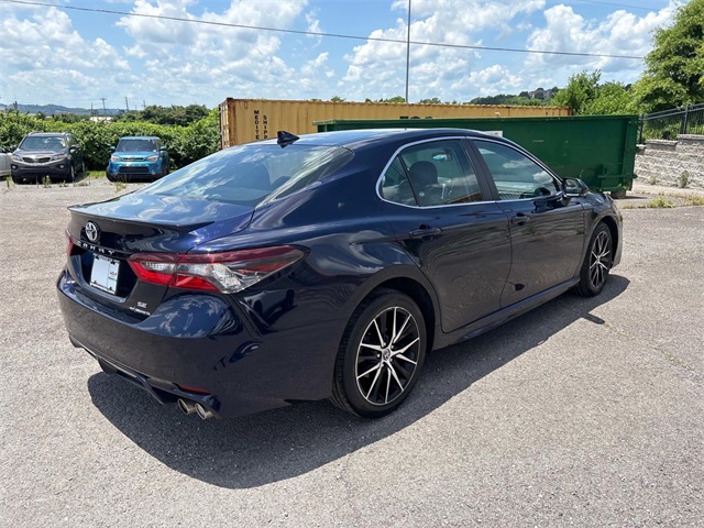 Vehicle image 5 of 34