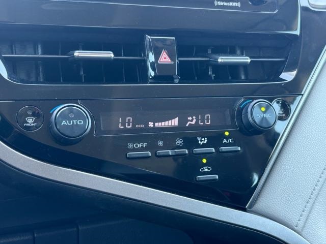 Vehicle image 10 of 28