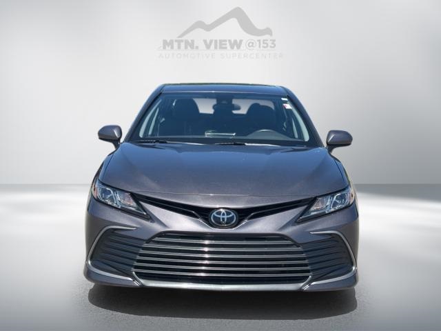 Vehicle image 2 of 28