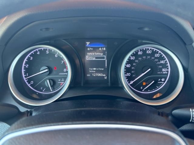 Vehicle image 11 of 28