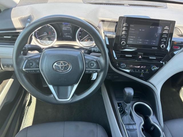 Vehicle image 8 of 28