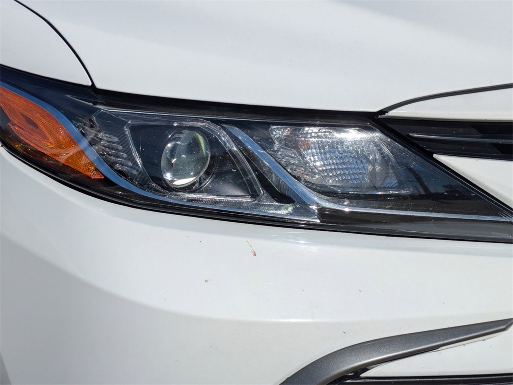 Vehicle image 9 of 31