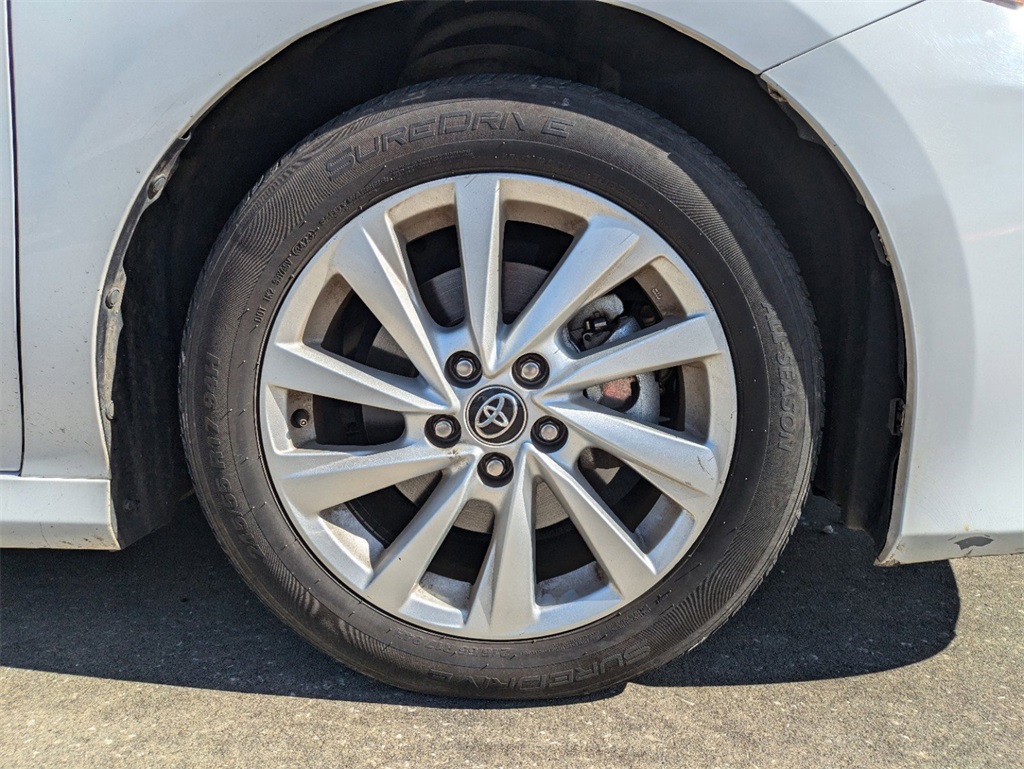 Vehicle image 11 of 31