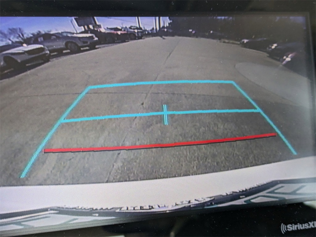Vehicle image 21 of 31