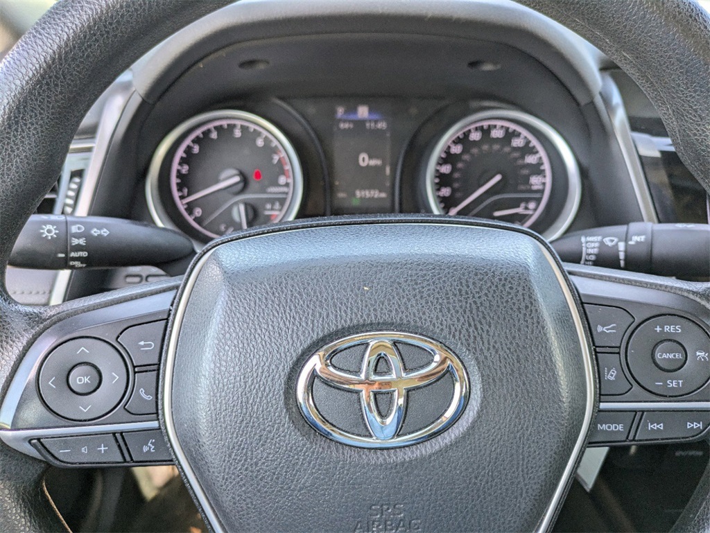Vehicle image 23 of 31