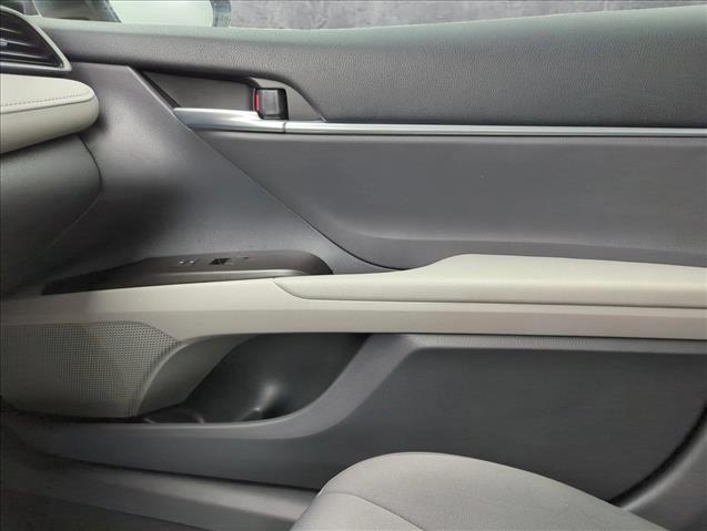 Vehicle image 23 of 23
