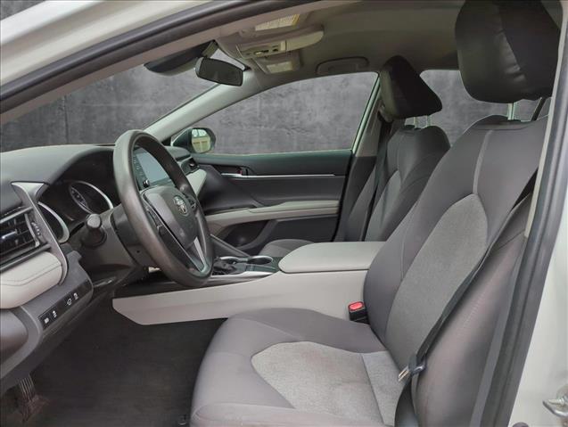 Vehicle image 13 of 23