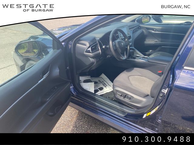 Vehicle image 10 of 25