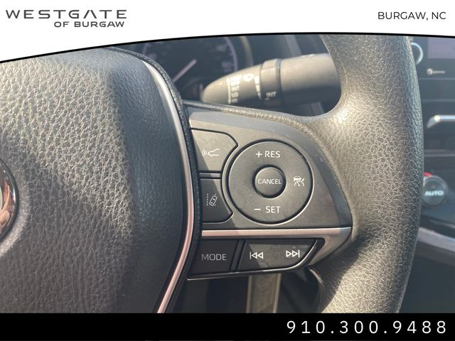 Vehicle image 15 of 25