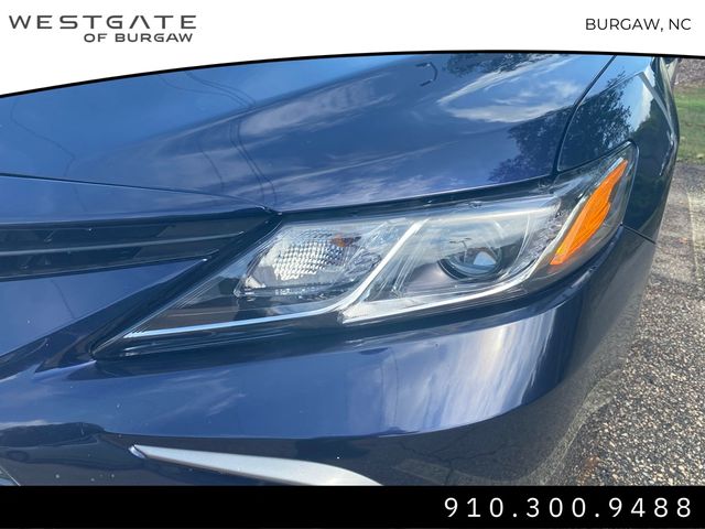 Vehicle image 8 of 25