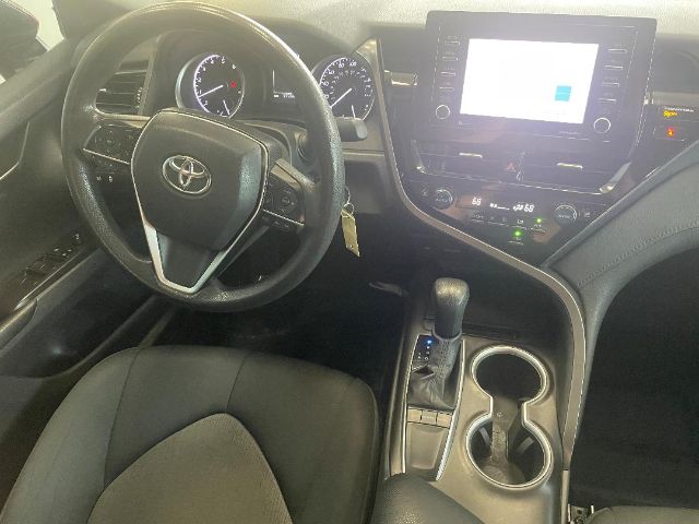 Vehicle image 12 of 23