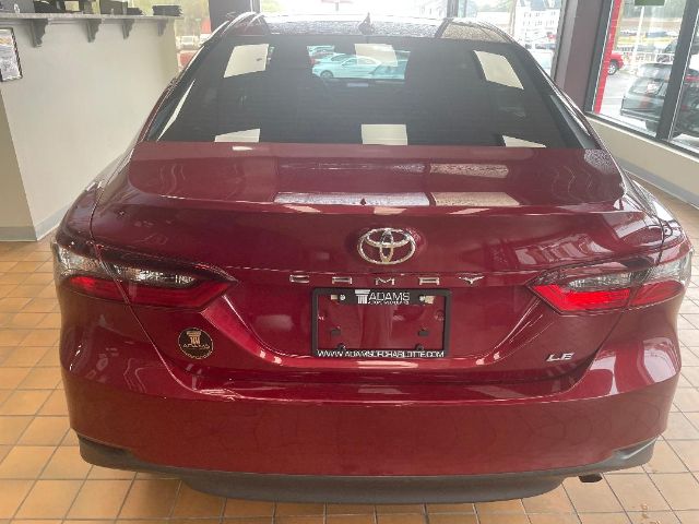 Vehicle image 8 of 23