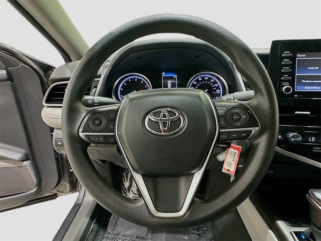 Vehicle image 11 of 32