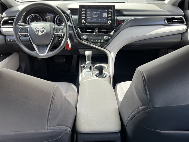 Vehicle image 22 of 28