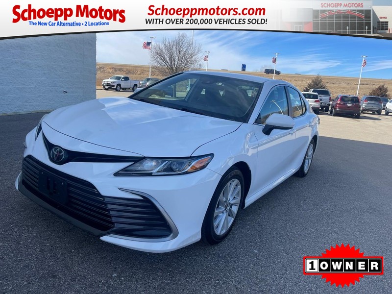 Vehicle image 1 of 32