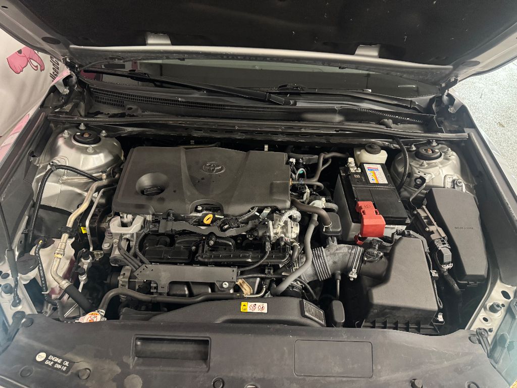Vehicle image 13 of 29