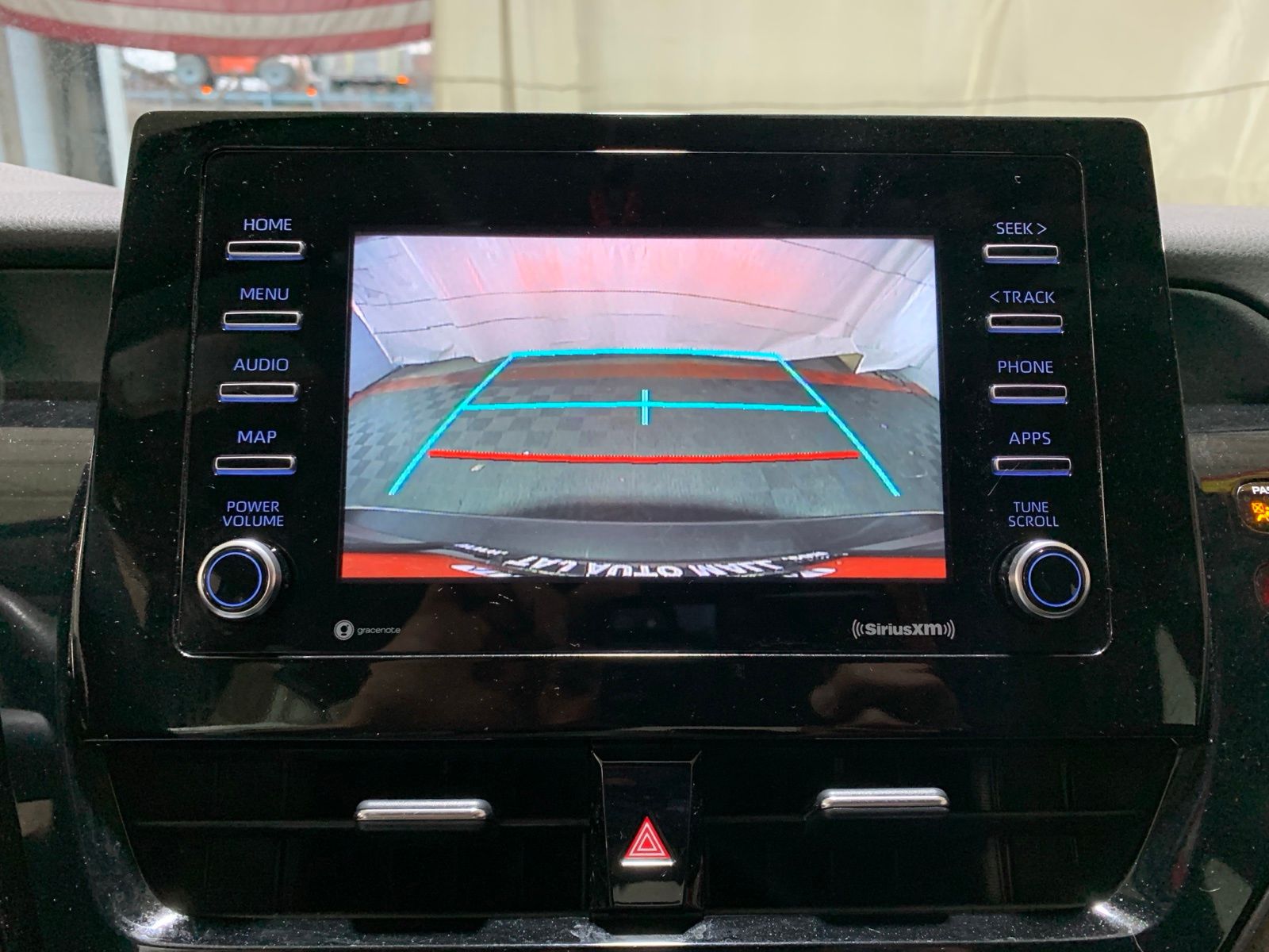 Vehicle image 22 of 27