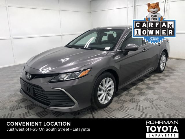 Vehicle image 2 of 30