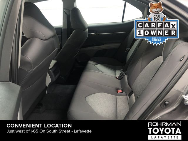 Vehicle image 25 of 30
