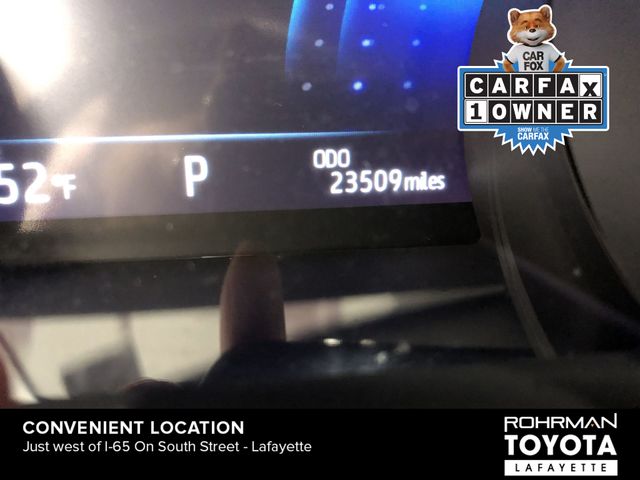 Vehicle image 17 of 29
