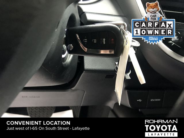 Vehicle image 28 of 29