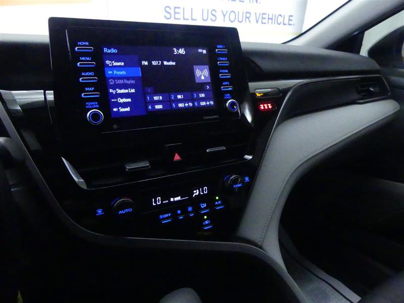 Vehicle image 8 of 29