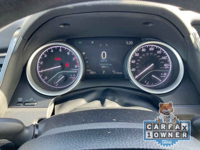Vehicle image 16 of 21