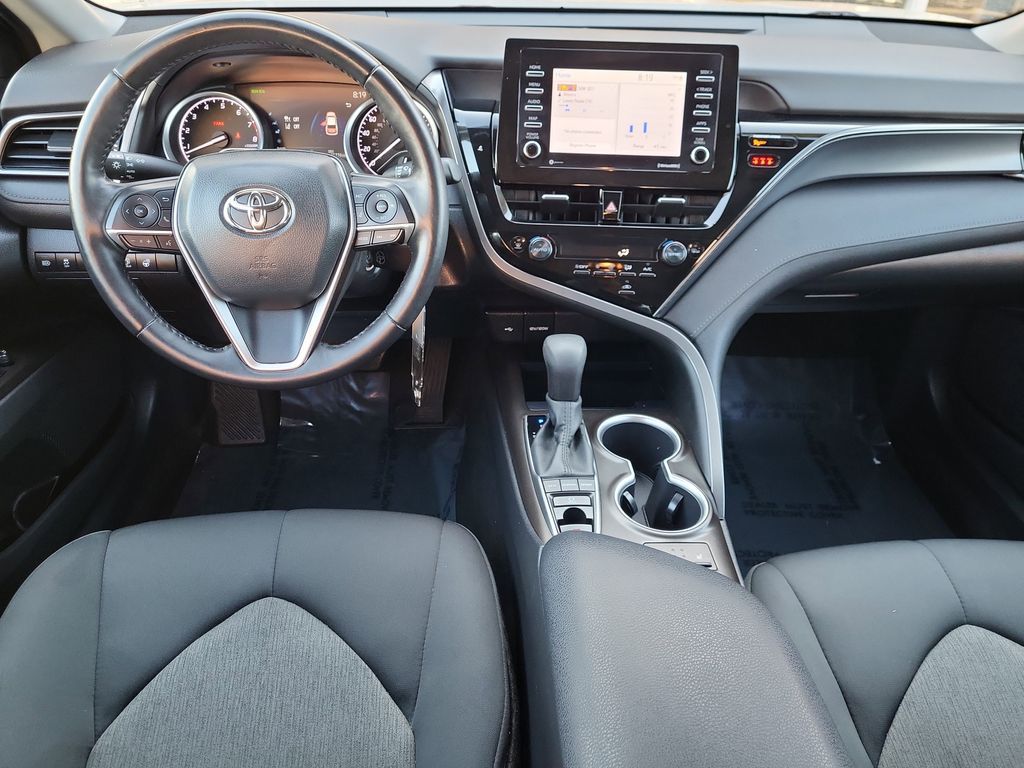 Vehicle image 13 of 30