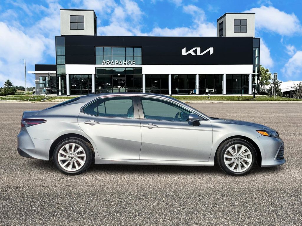 Vehicle image 4 of 30
