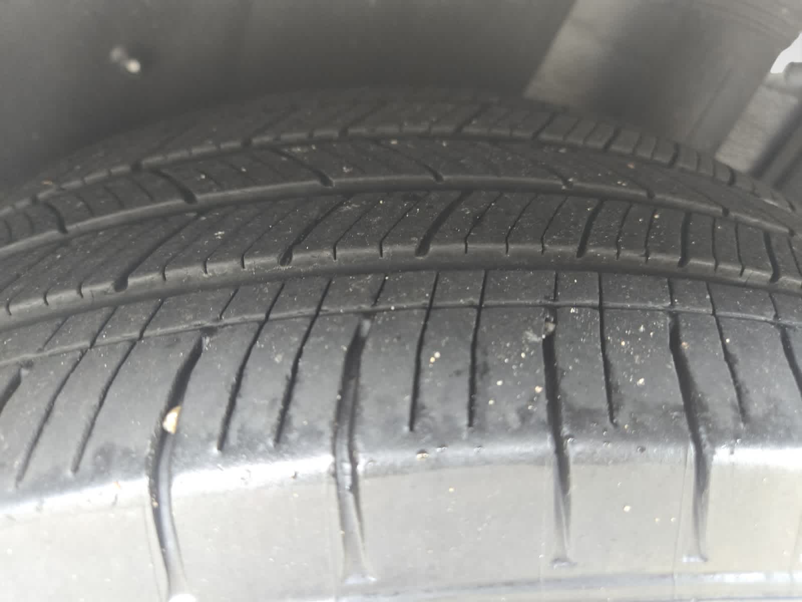 Vehicle image 12 of 25