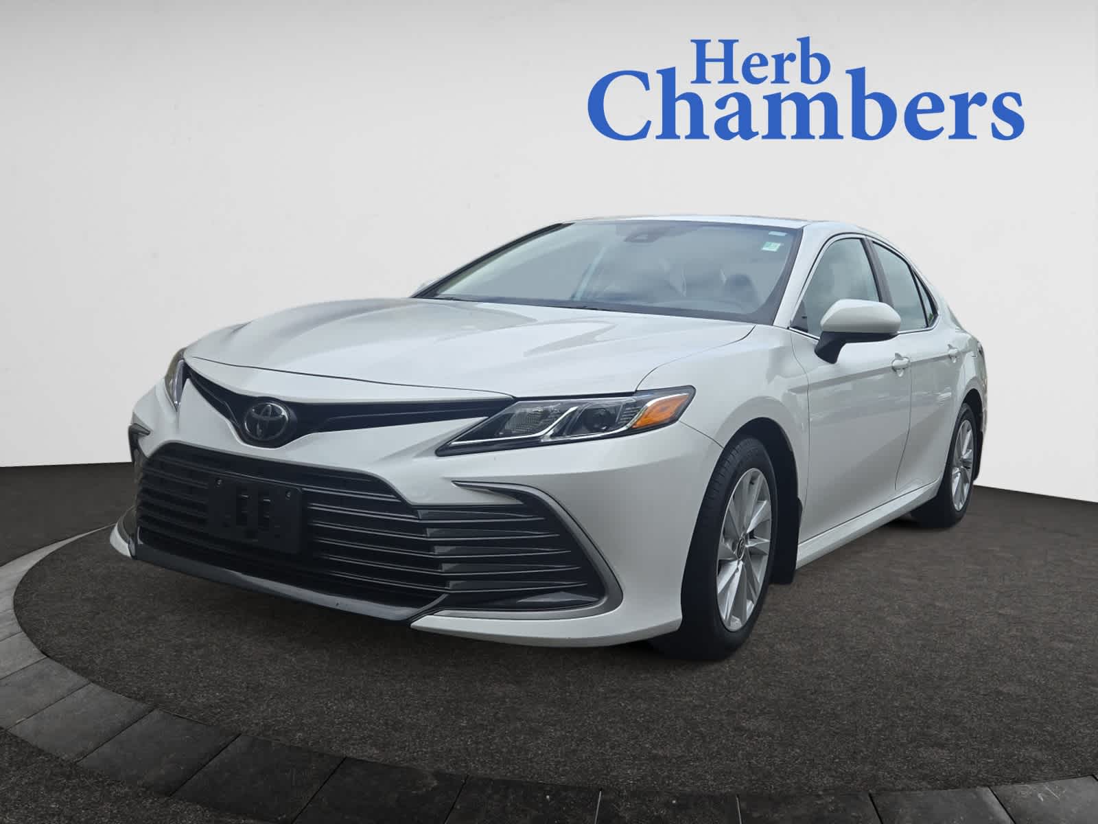 Vehicle image 1 of 25