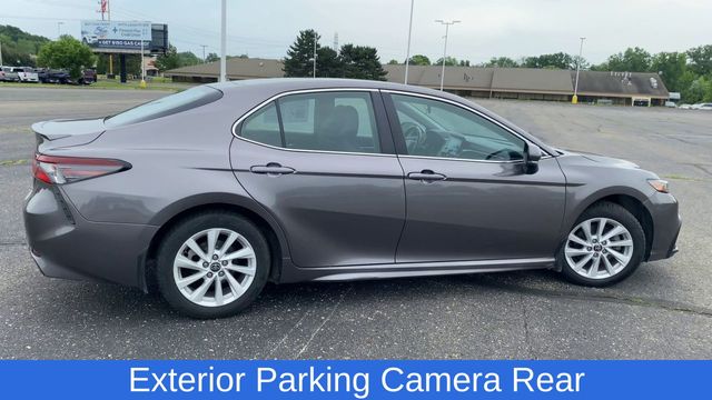 Vehicle image 6 of 32