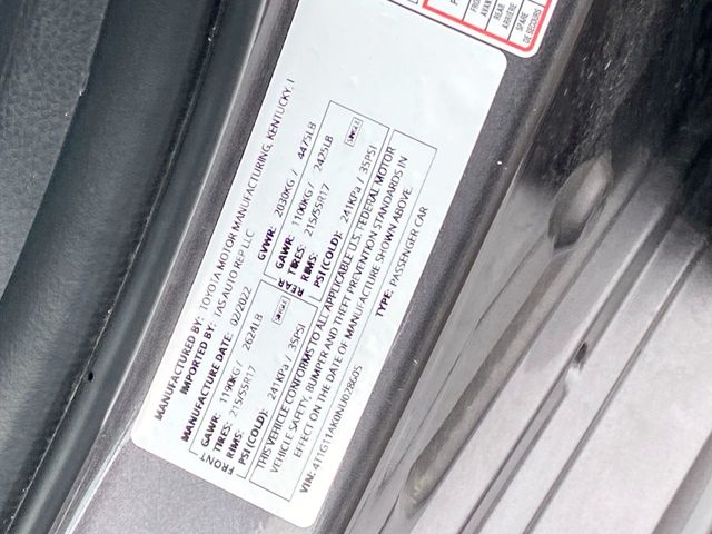 Vehicle image 29 of 32