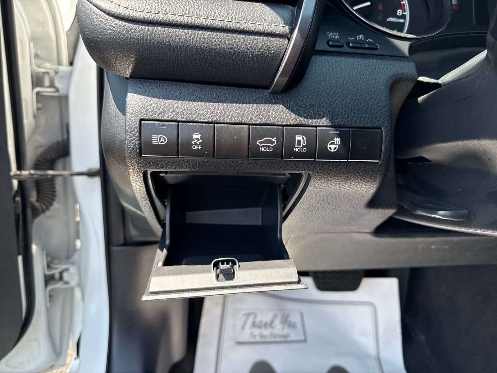 Vehicle image 23 of 39