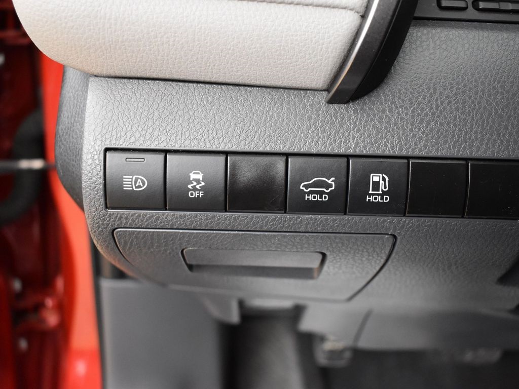 Vehicle image 23 of 45