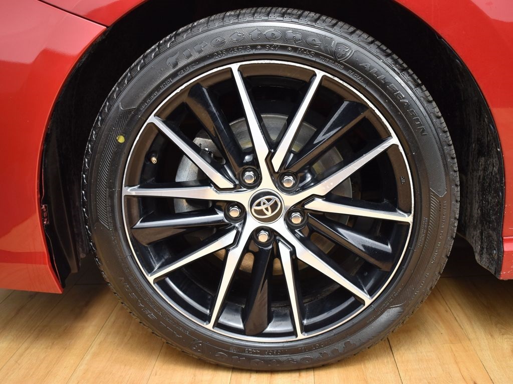 Vehicle image 15 of 45