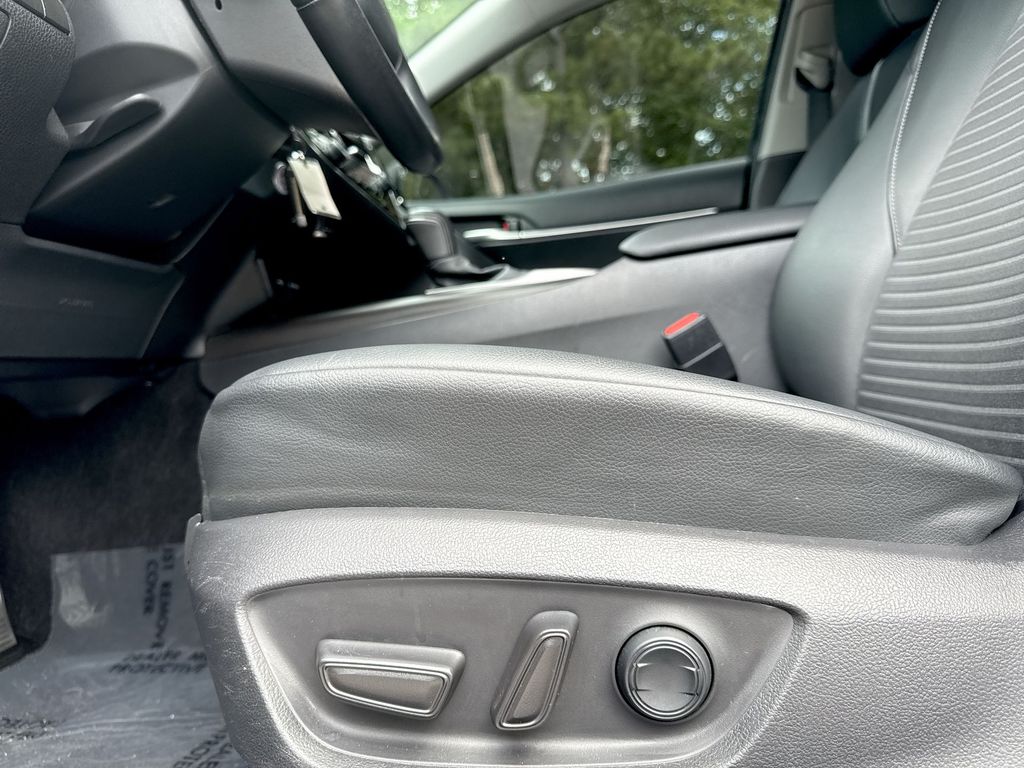 Vehicle image 26 of 26