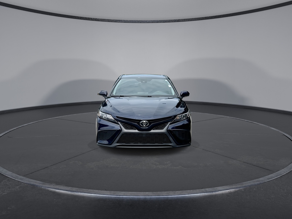 Vehicle image 3 of 26